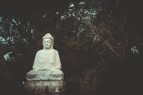 Das Leben des Buddha in der Kunst Ostasiens