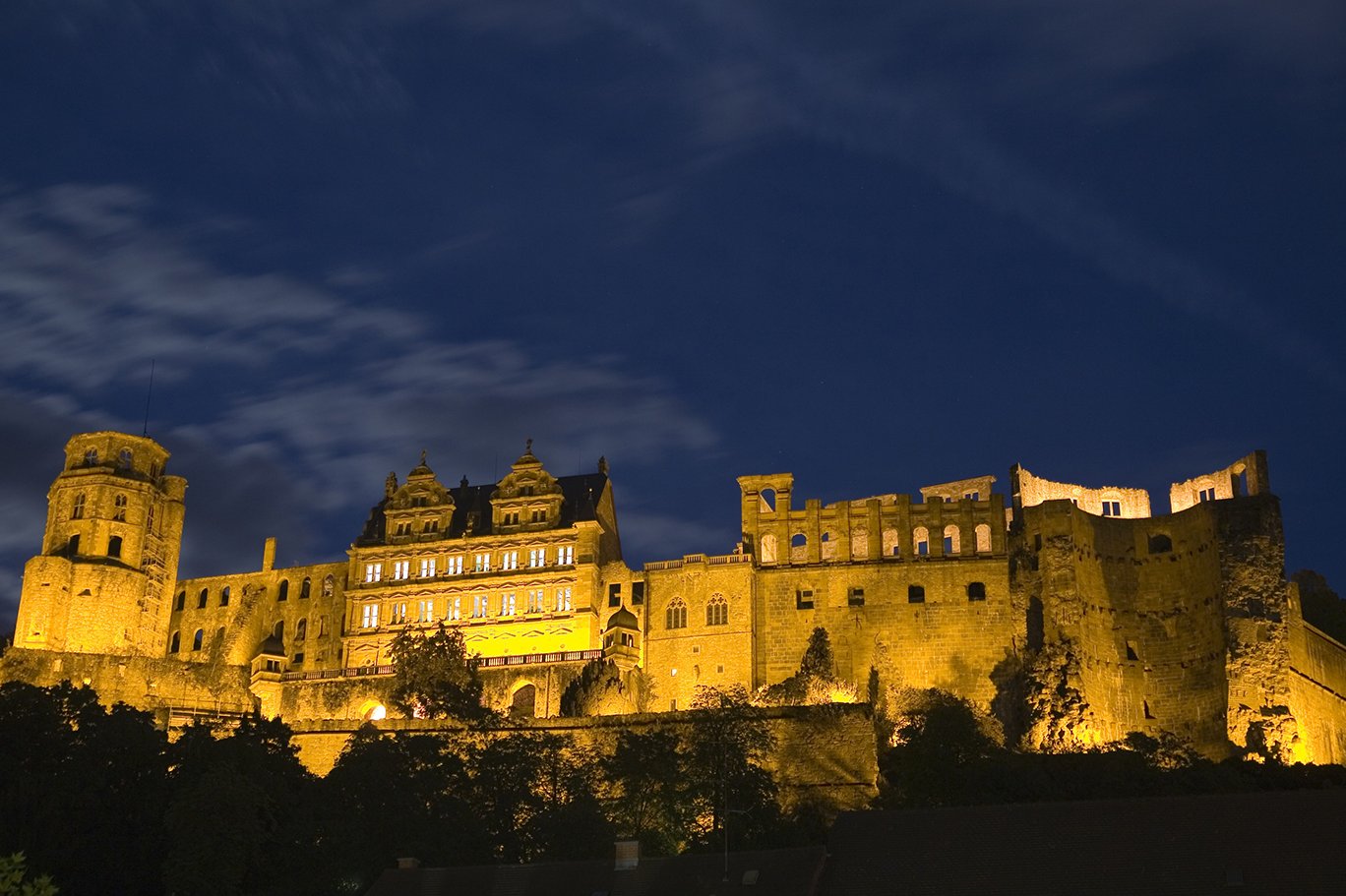 Die Schlossruine, das weltweit bekannte Wahrzeichen Heidelbergs.