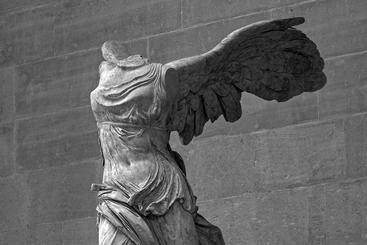 Nike von Samothrake, Skulptur, die derzeit im Pariser Louvre zu sehen ist