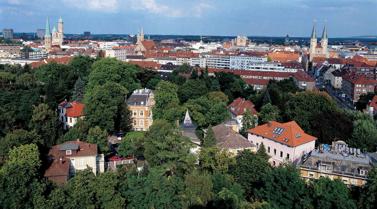 Vom Augustinum Braunschweig sind es nur ein paar Schritte ins Stadtzentrum. Vom Augustinum Braunschweig sind es nur ein paar Schritte ins Stadtzentrum.