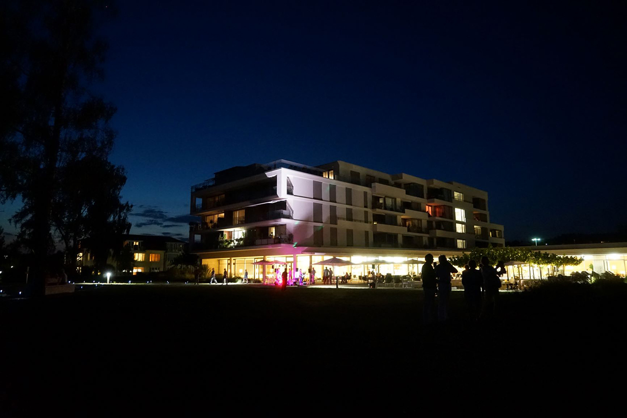Sommerfest im Augustinum Meersburg – mit Live-Band dauert es schon einmal bis in die tiefe Nacht. Sommerfest im Augustinum Meersburg – mit Live-Band dauert es schon einmal bis in die tiefe Nacht.