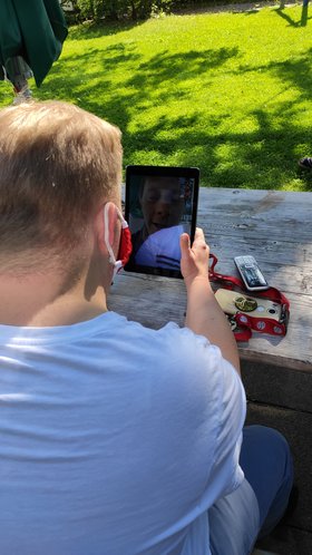 15 iPads für die Augustinum Wohnstätten 15 iPads für die Augustinum Wohnstätten