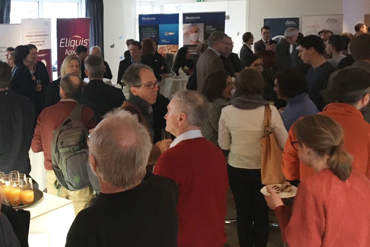 Kardiologie-Symposium am 22.01.2022 Besucher eines Augustinum Symposiums