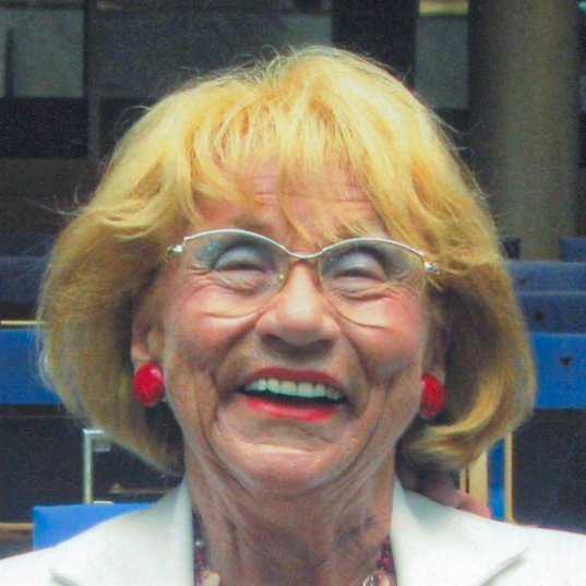 Porträt Dr. Gertrude Krombholz