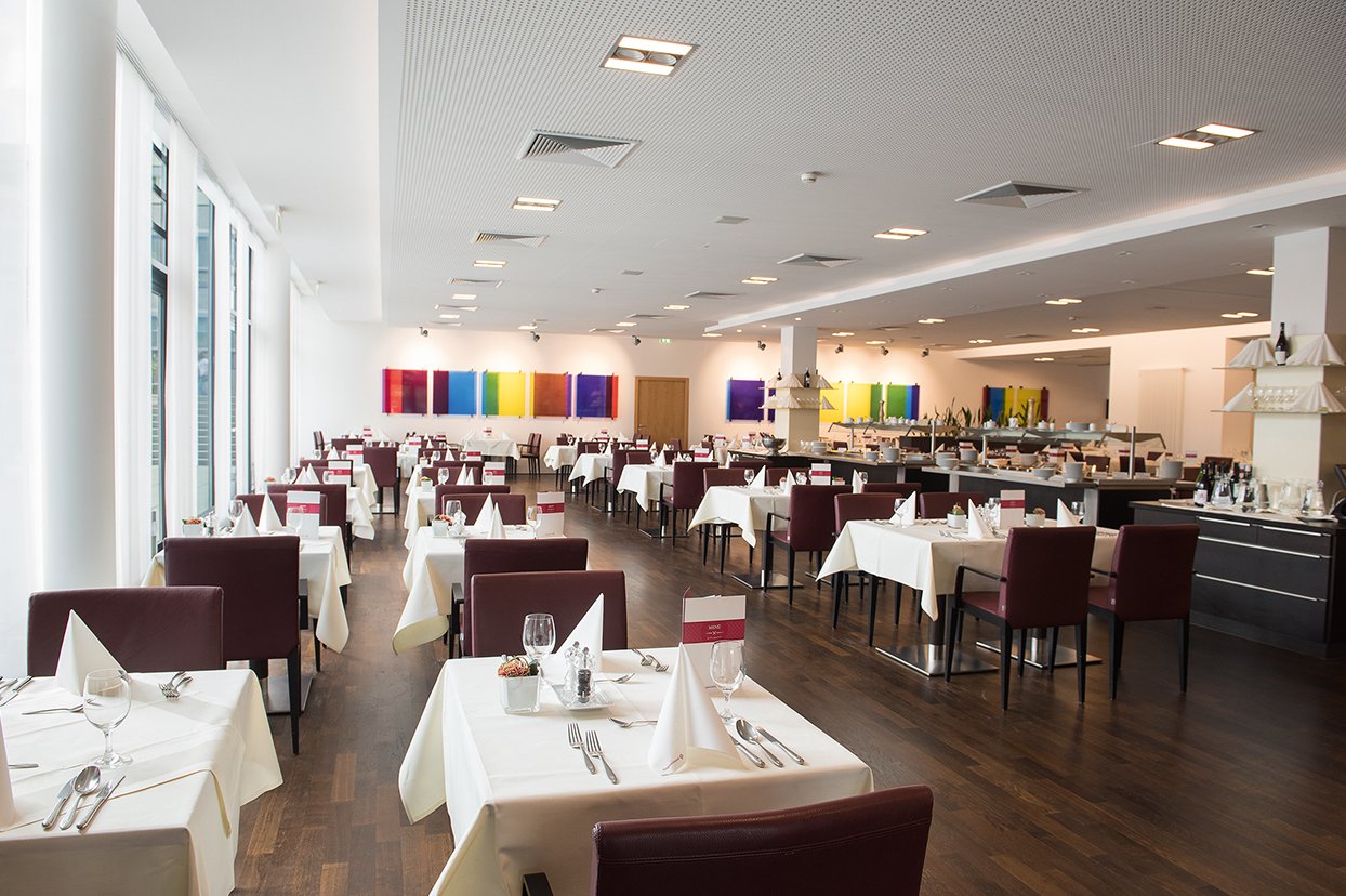 Ausgezeichnete Gastronomie und eine angenehme, entspannte Atmosphäre erwarten Sie im Restaurant.