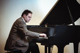 Mehr als nur Noten – Musik erschaffen Mehr als nur Noten – Musik erschaffen