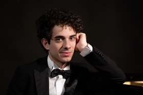 Klavierabend mit Fulvio Nicolosi Klavierabend mit Fulvio Nicolosi