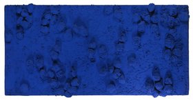 Blaues Gemälde mit Struktur