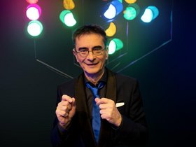 Oasen der Freiheit: Kabarett in schwierigen Zeiten-  Salongespräch mit Mathias Richling