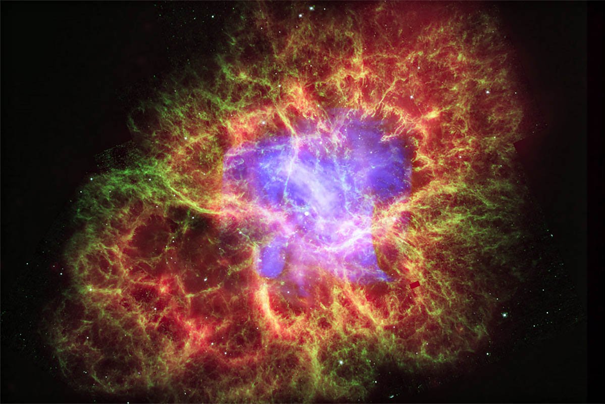 Krebsnebel mit einem Radioteleskop von der Erde aus beobachtet