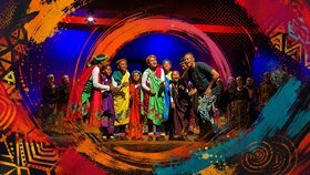 Konzertfoto der Afrikachöre, mit bunten Grafiken ergänzt