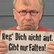 Bernd Stelter der Schild hochhält