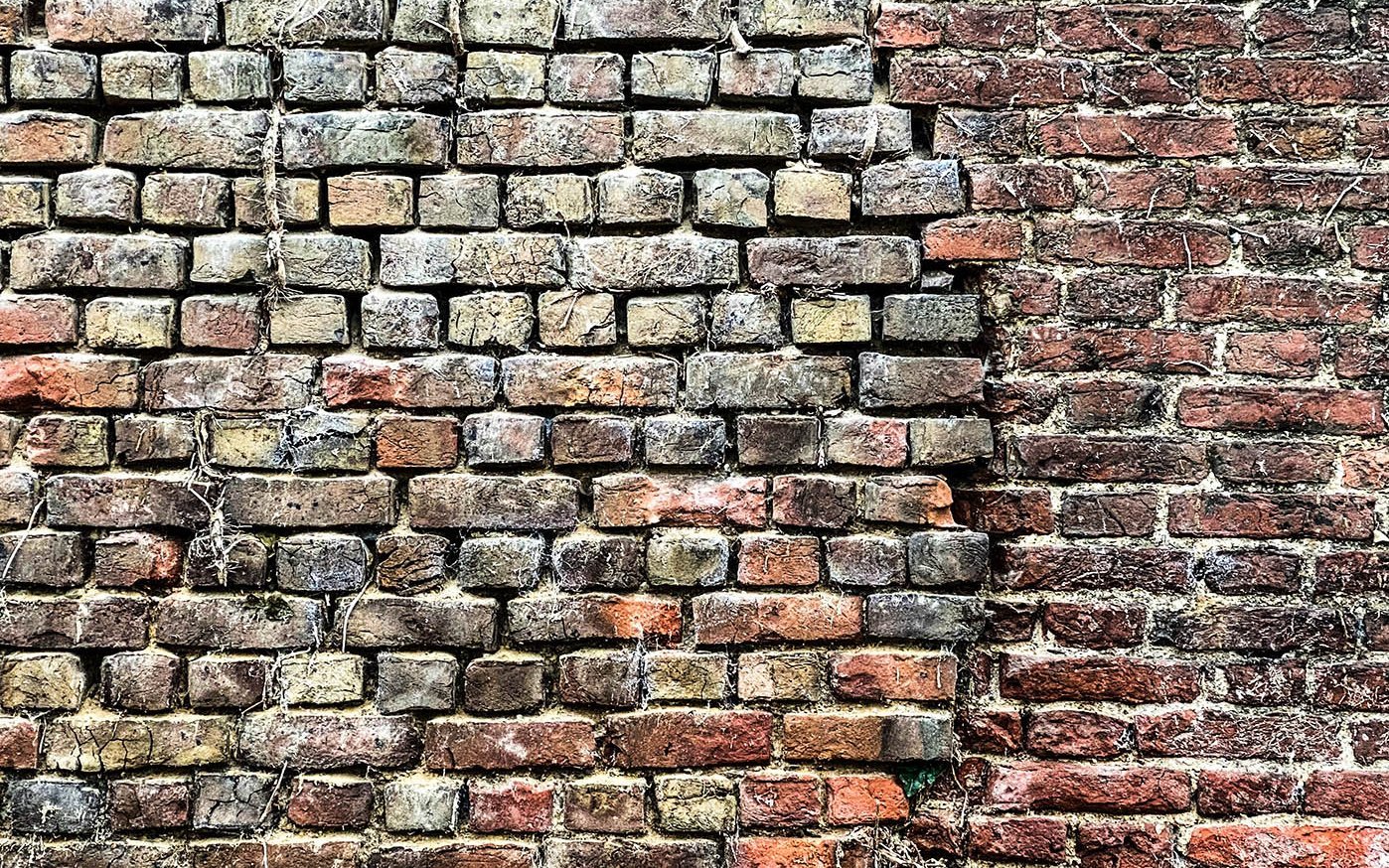 Detailbild einer Backsteinmauer