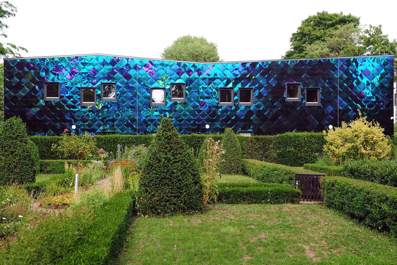 Housing first – Von Architekten gestaltete Notunterkunft