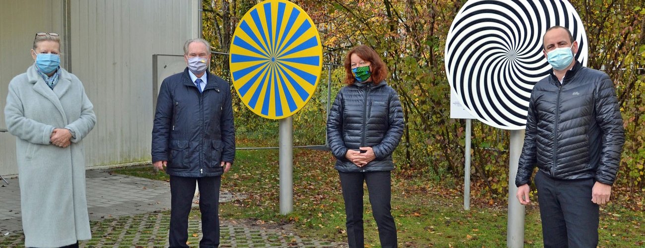 85 000 Euro Spende F r Sinnespausenspiele F r Kinder Mit Autismus 