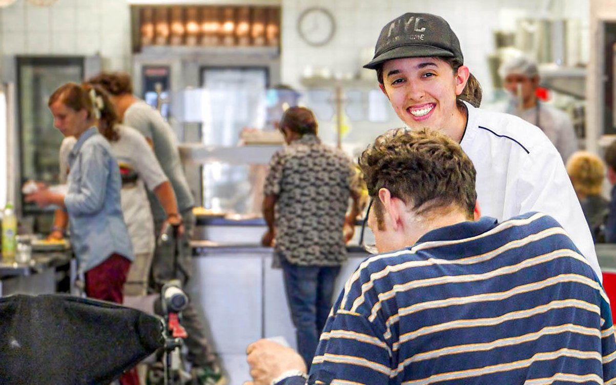 Augustinum Inklusion Gastronomie, Szene im Casino