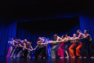 Tanzproduktion „Räume. Zeit. Stimmen.“