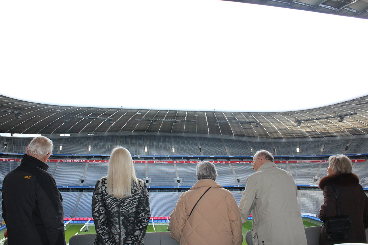 Mannschaftskabine, VIP-Lounge, Spielertunnel: Bei der Stadionführung öffnen sich (fast) alle Türen der Allianz Arena. 