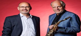 muschalle und Holstein von vorne