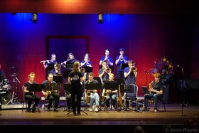 ESG-Big Band auf der Bühne im Augustinum