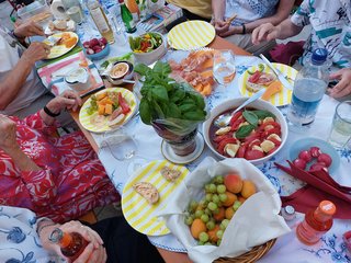Ein Biergarten vor der eigenen Haustür
