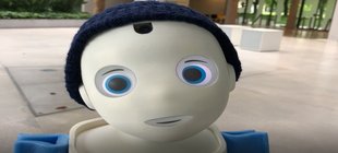 Sozialroboter "Navel"