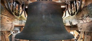 Kirchenglocke im Turm