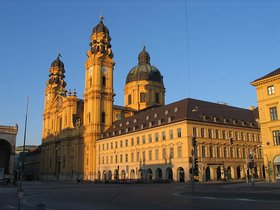 Jubiläum! Münchner Bauwerke und Monumente